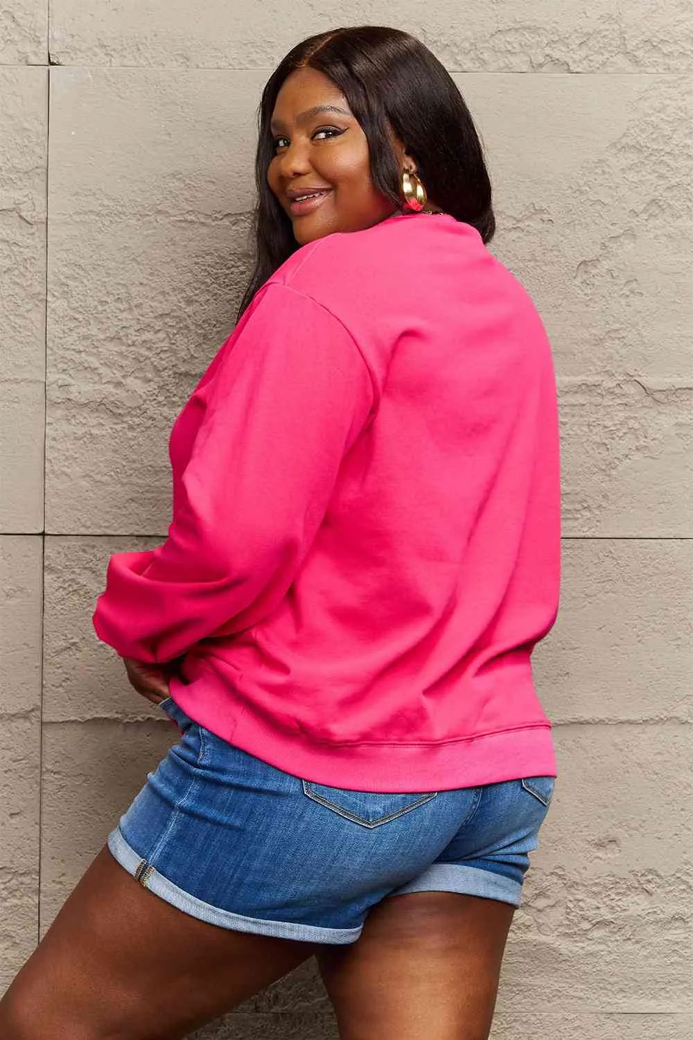 *APP EXCLUSIVE* Baking Spirits Bright Long Sleeve Sweatshirt