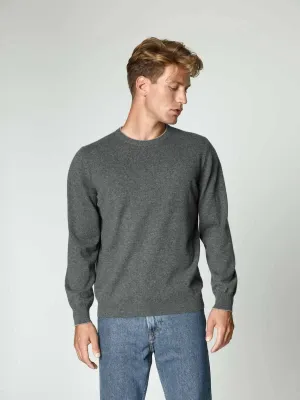 Cashmere sweater in Frost Gray color