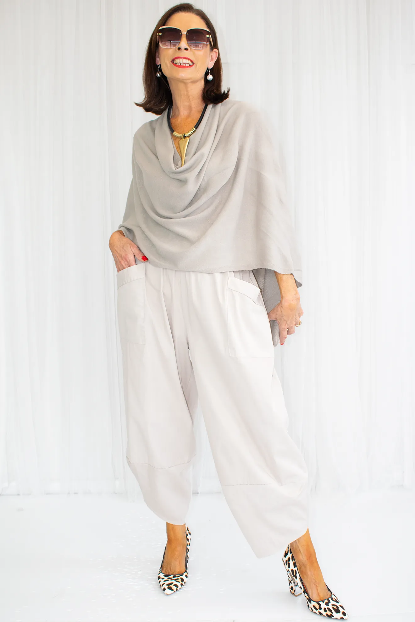 Mollie-Ann Poncho Style Fine Knit in Mocha