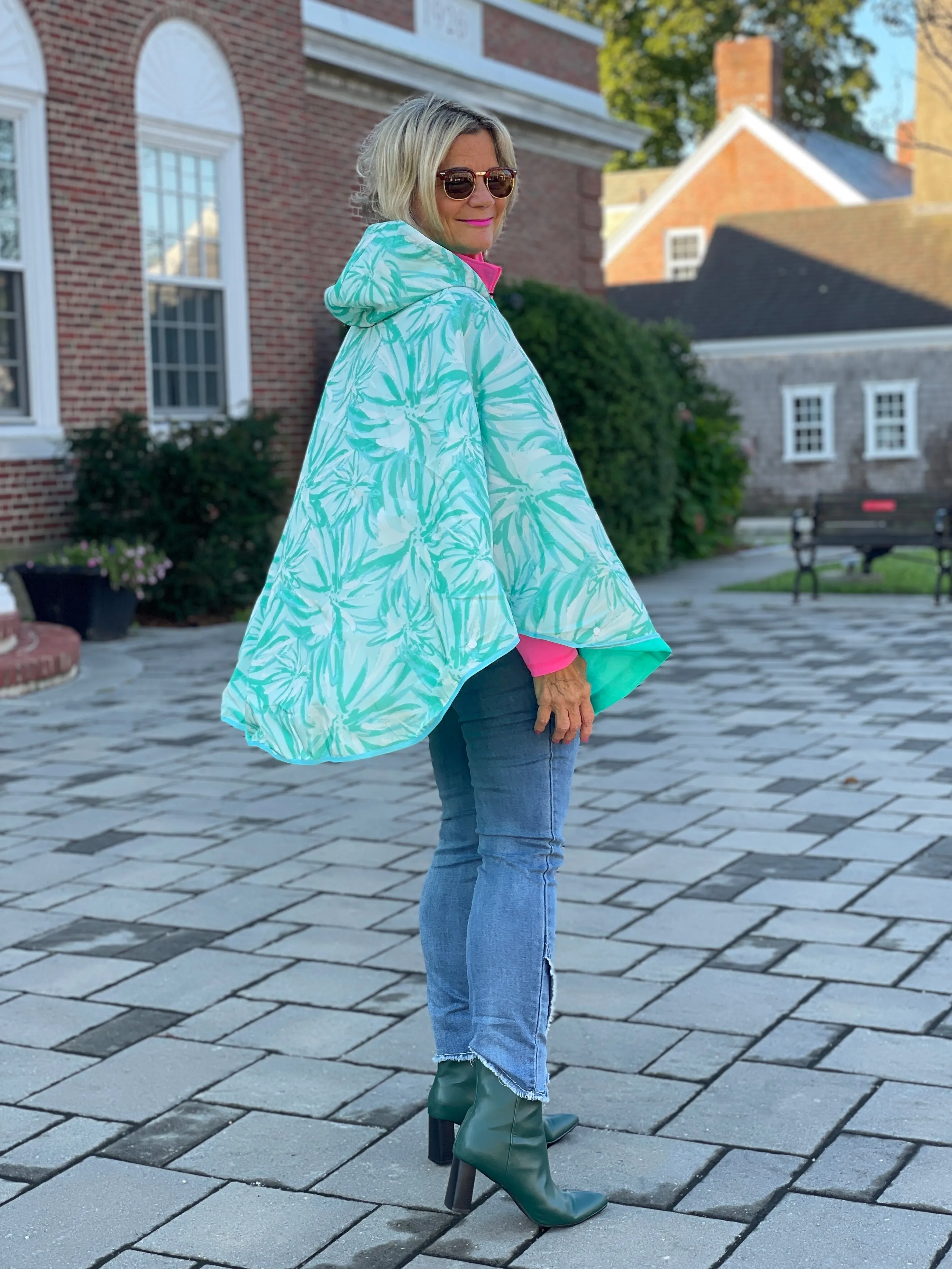REVERSIBLE MINT FLORAL PONCHO