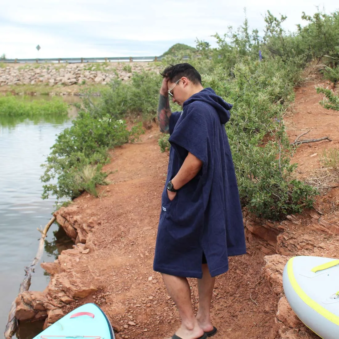 Shoreline Hooded Poncho Navy Blue