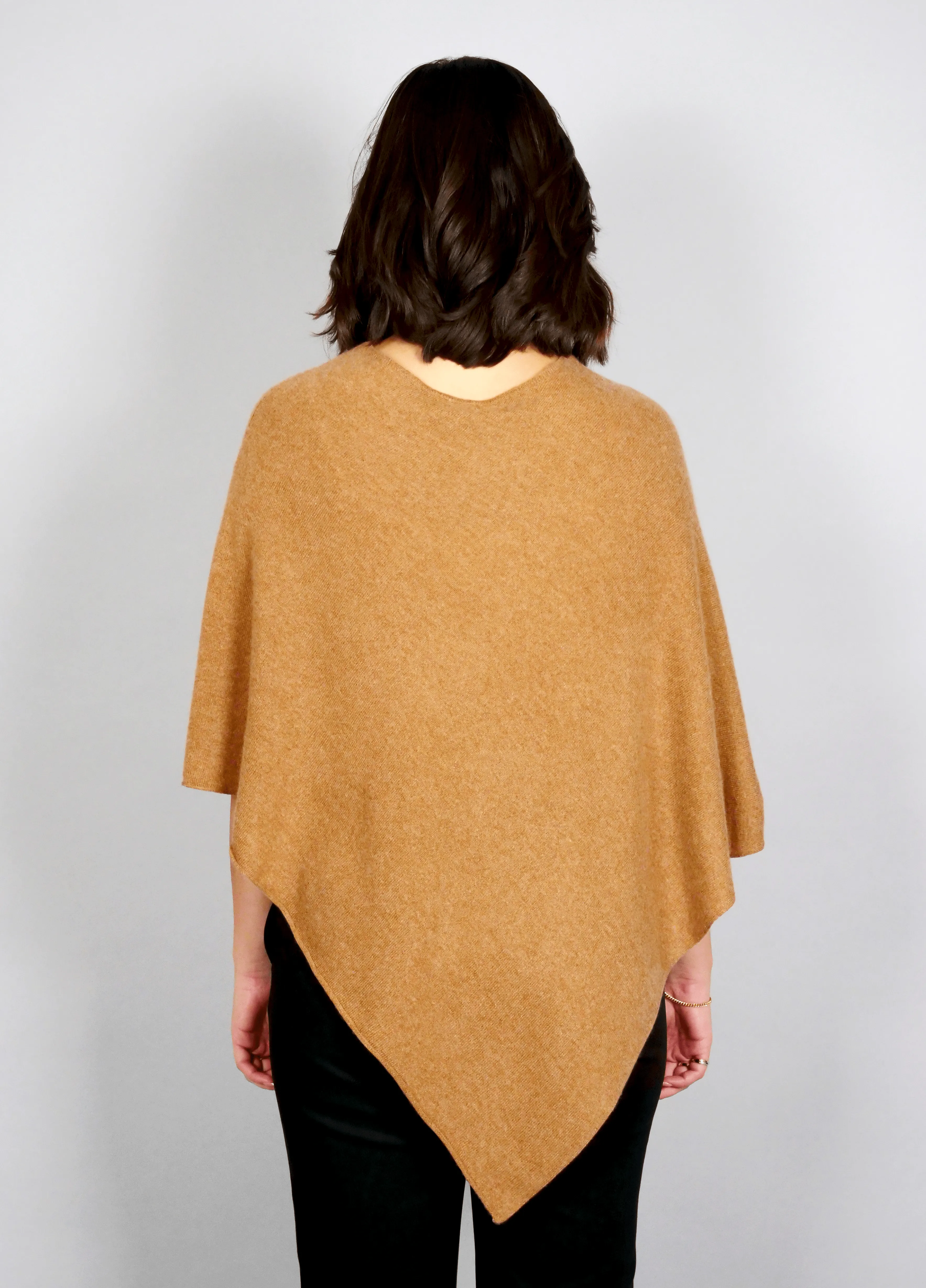 SY-24001 Poncho - 100% Cashmere - Accesories - Cashew