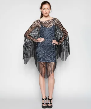 THE AMELIE OPENWORK PONCHO IN NOIR