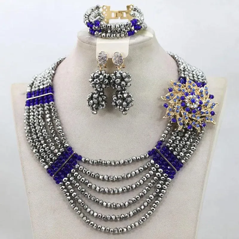 Unique jewelry set elevates