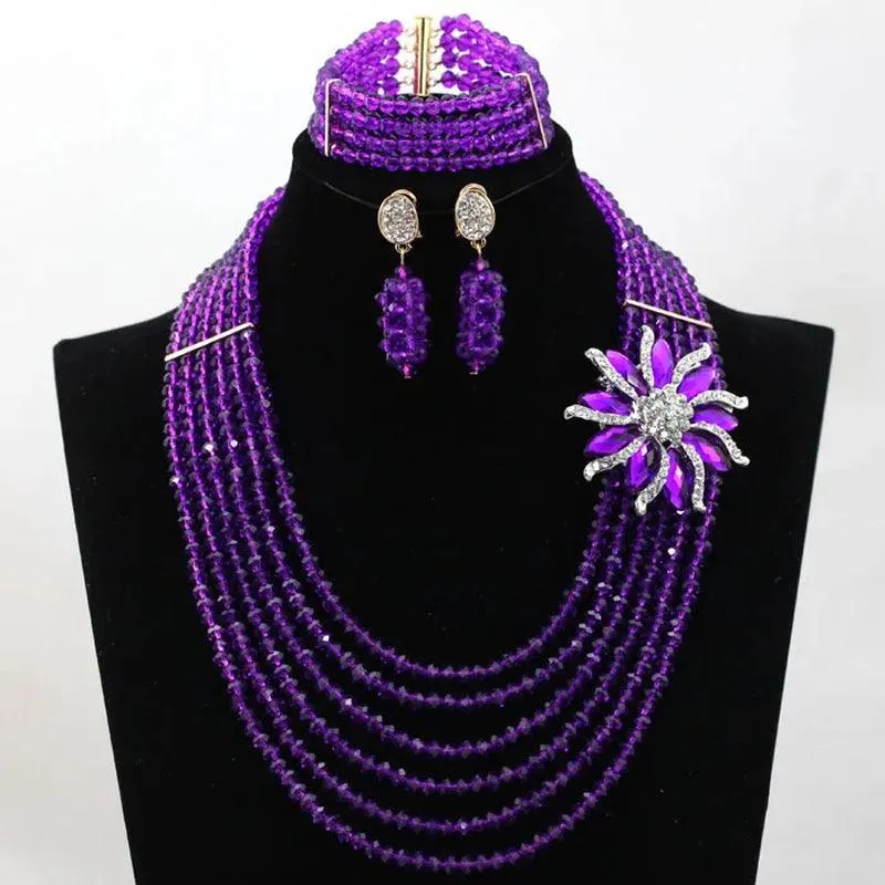 Unique jewelry set elevates