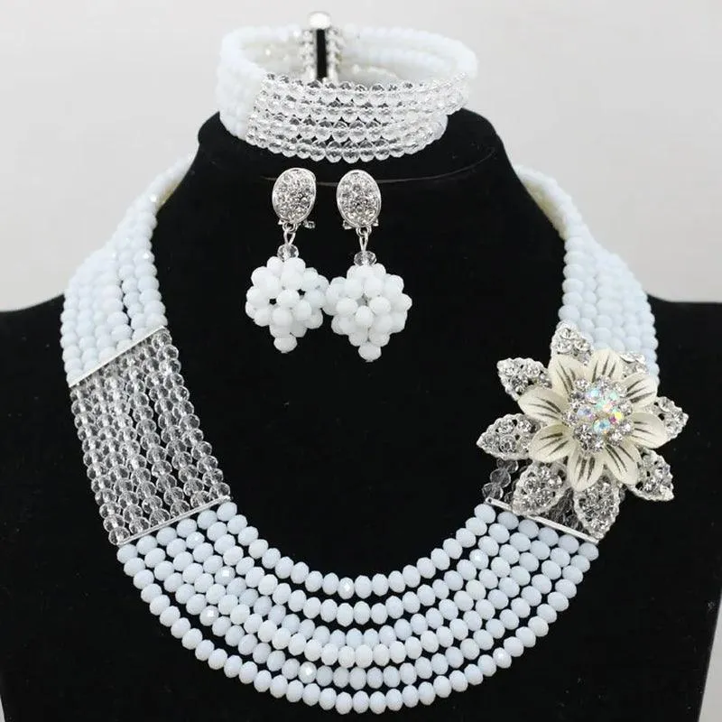 Unique jewelry set elevates