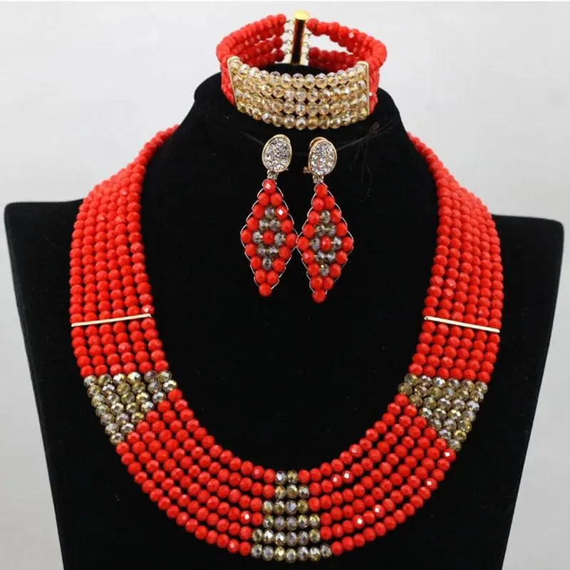 Unique jewelry set elevates