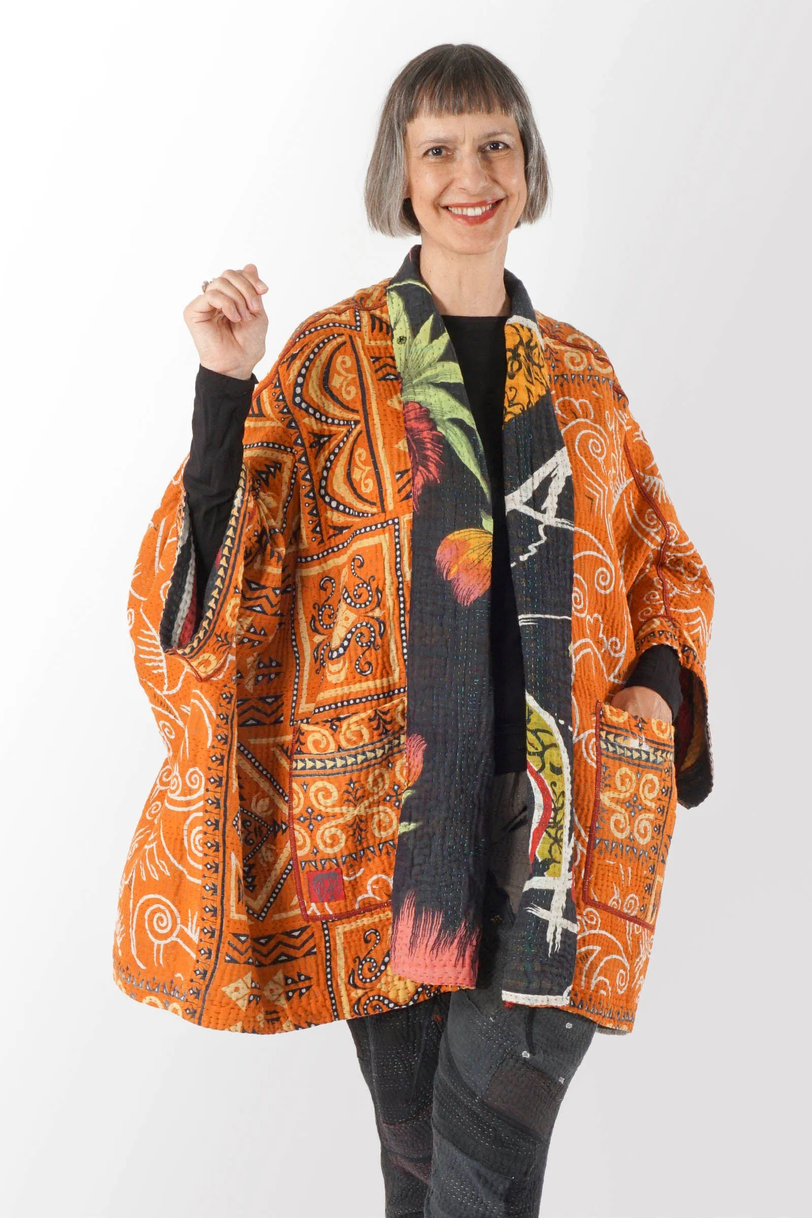 VINTAGE COTTON KANTHA DOUBLE COLLAR PONCHO - cv4323-0022a -