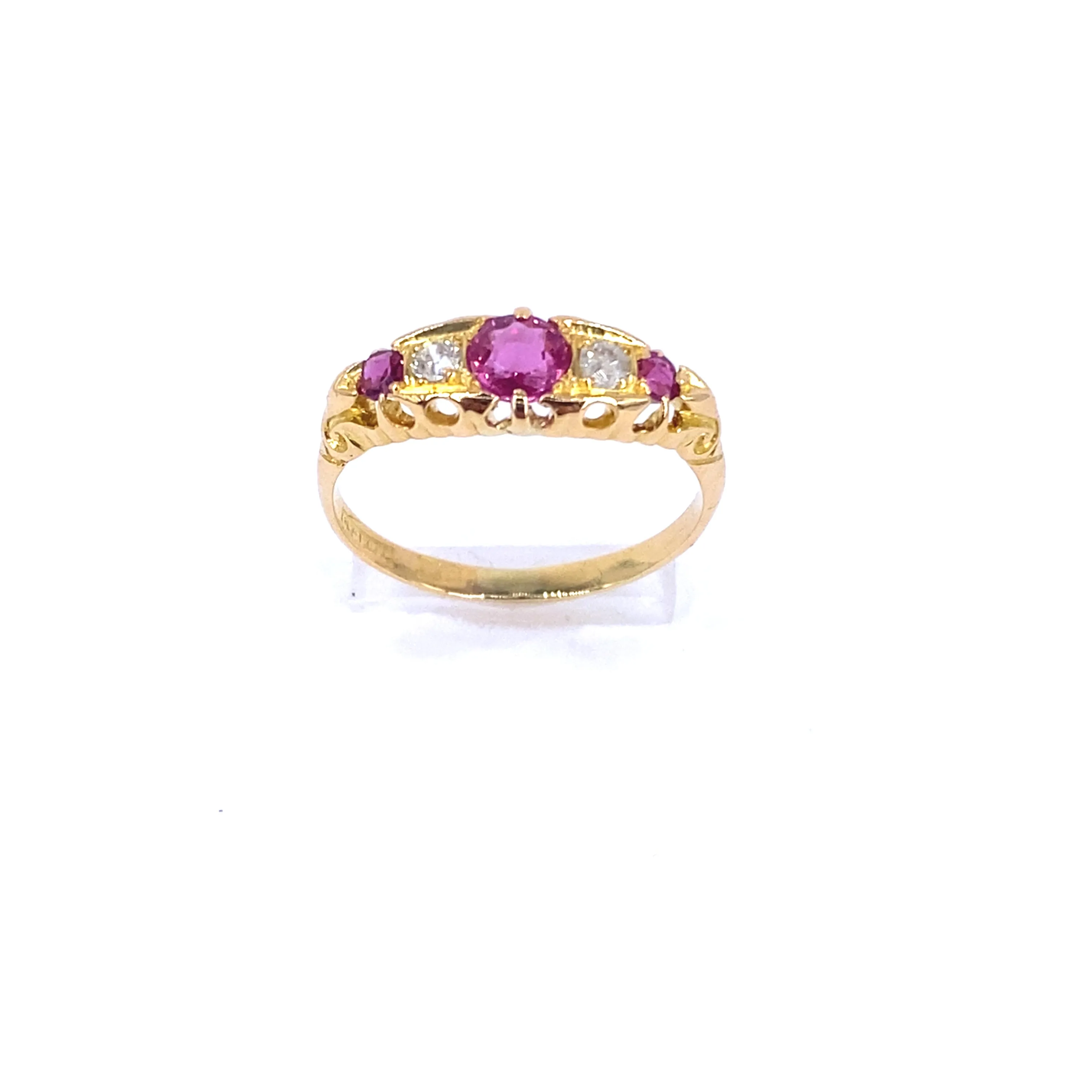 Women’s 18ct Yellow Gold Antique Ruby Diamond Ring - 0.10ct