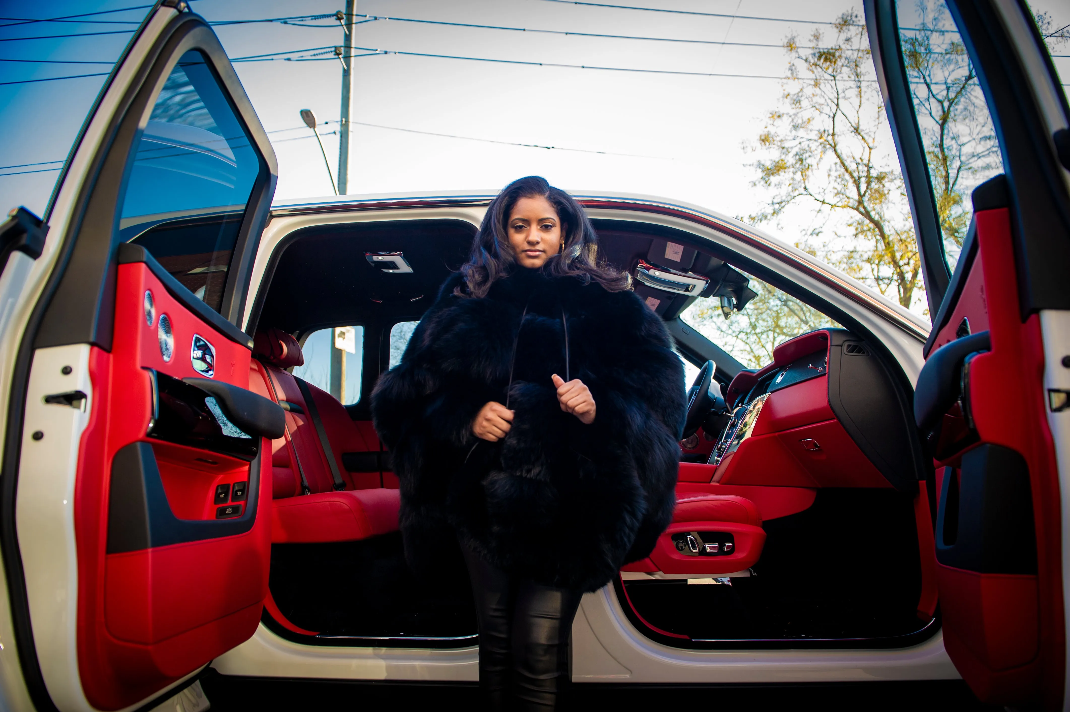 Women's Fox Fur Poncho [Black]