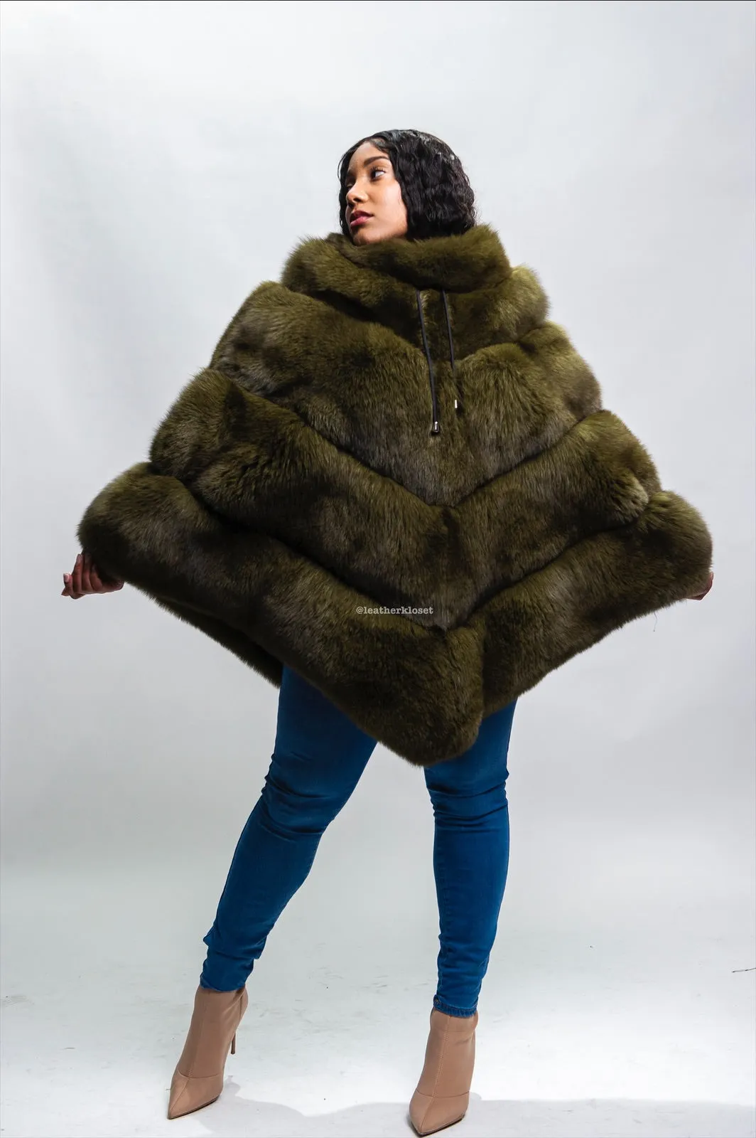 Women's Fox Fur Poncho [Olive]