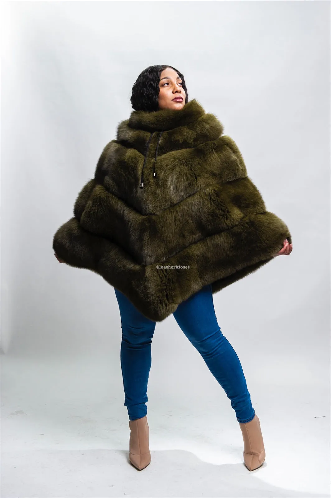 Women's Fox Fur Poncho [Olive]