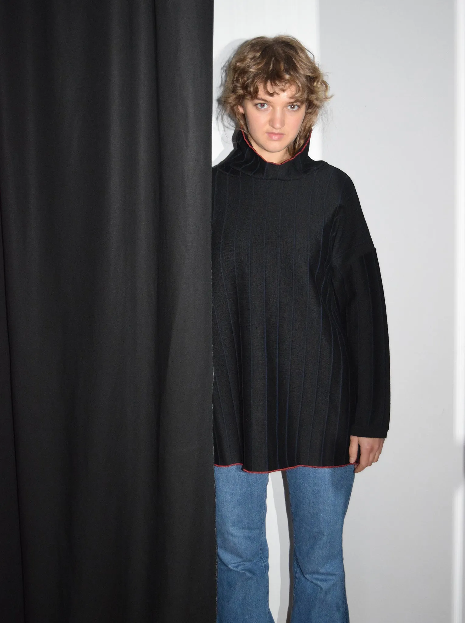 Yke long pullover, black & navy